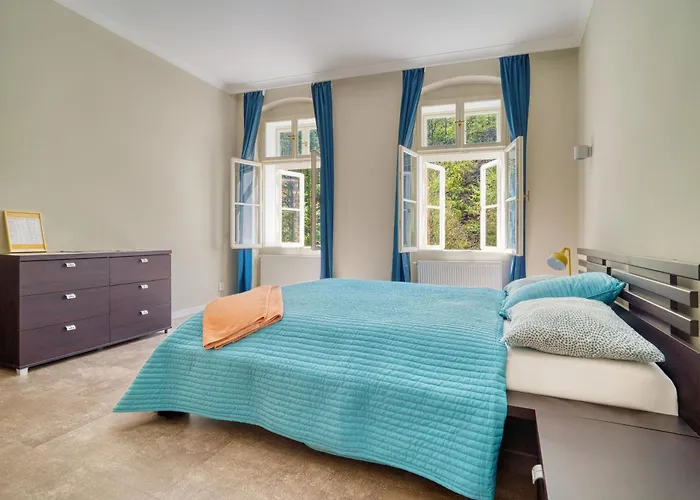Grand Pupp Apartment With Jacuzzi And Netflix By Rentez